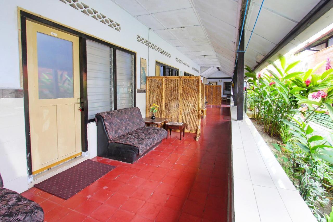 Oyo 91516 Wisata Hotel 马塔兰 外观 照片
