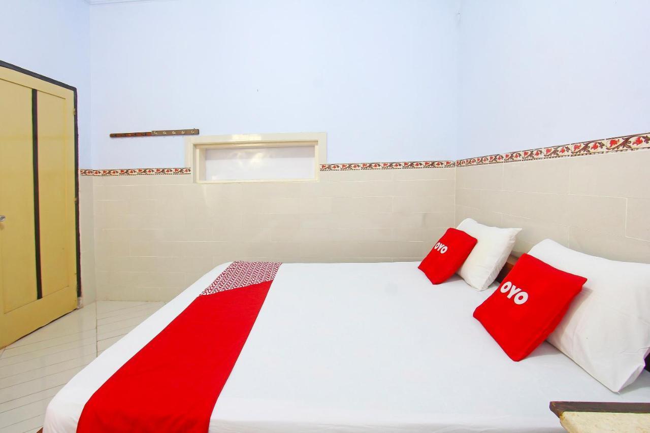 Oyo 91516 Wisata Hotel 马塔兰 外观 照片