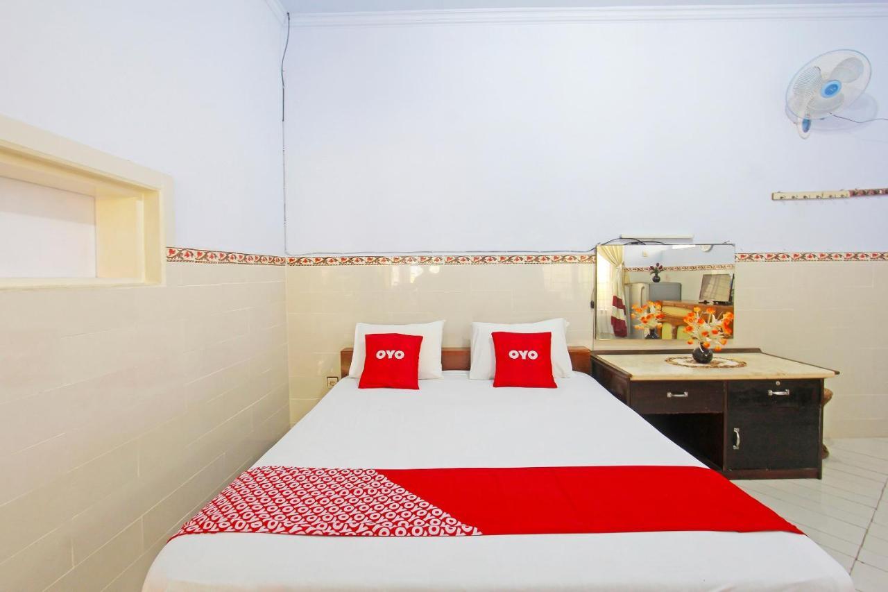 Oyo 91516 Wisata Hotel 马塔兰 外观 照片
